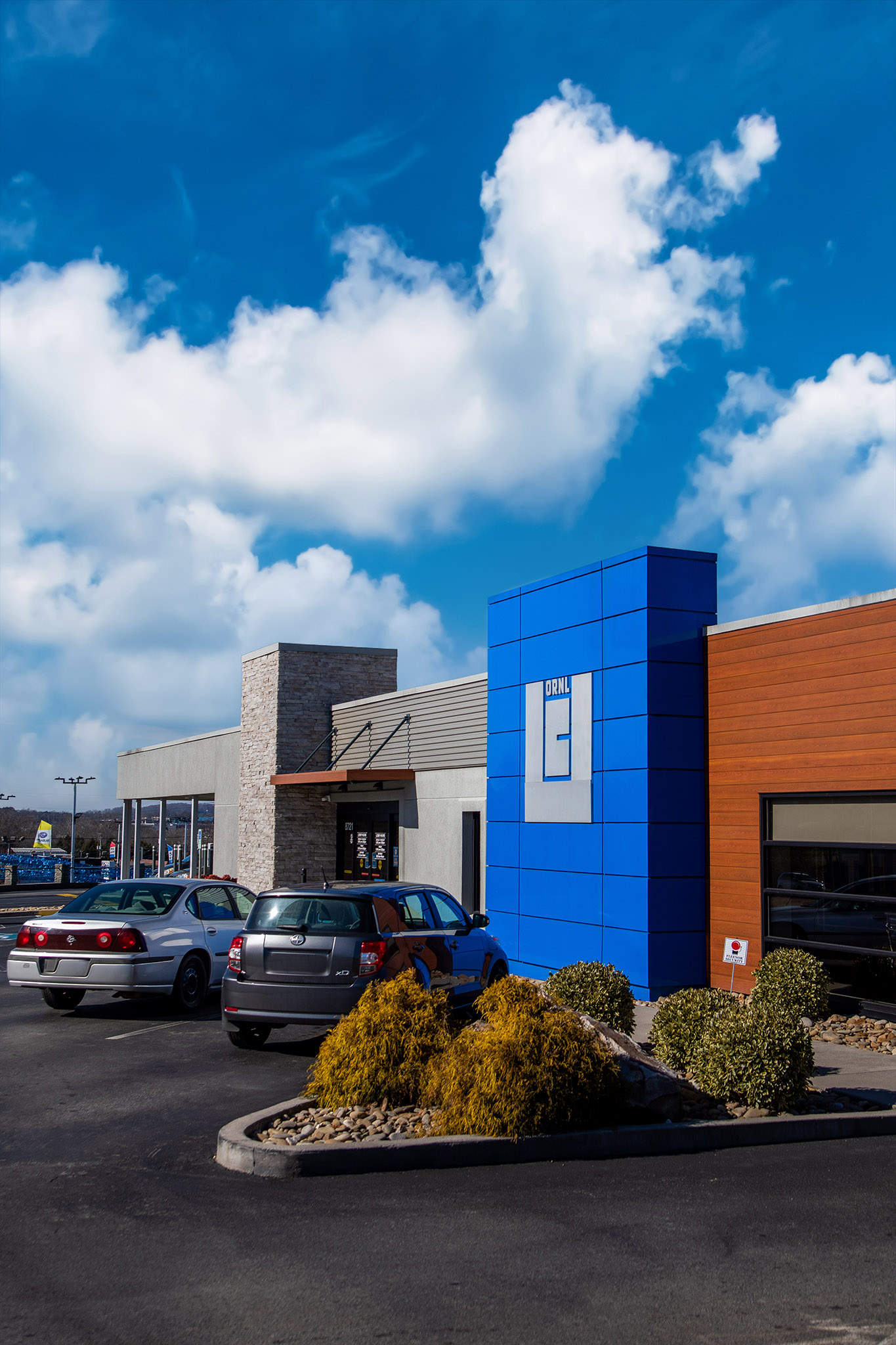 Exterior building of West Knoxville branch